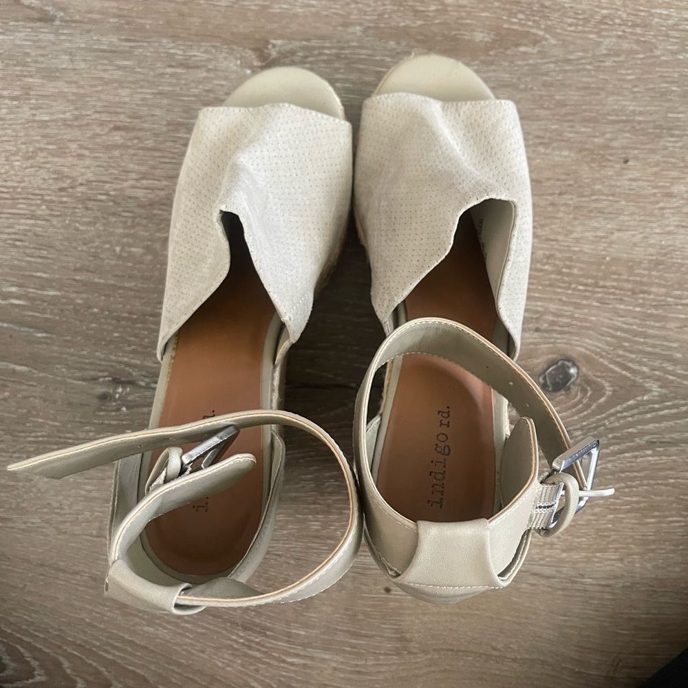 Indigo Rd. Wedges - Picture 2 of 5